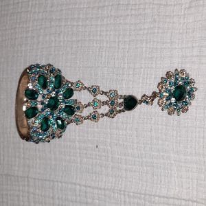 Paparazzi Bracletand Ring